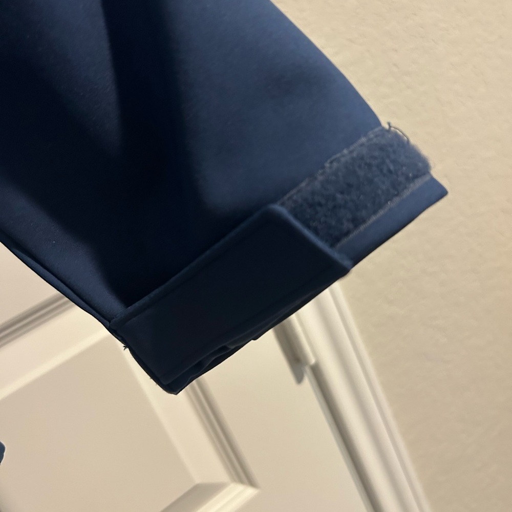 Navy Blue Columbia Jacket with Velcro adjustable sleeves